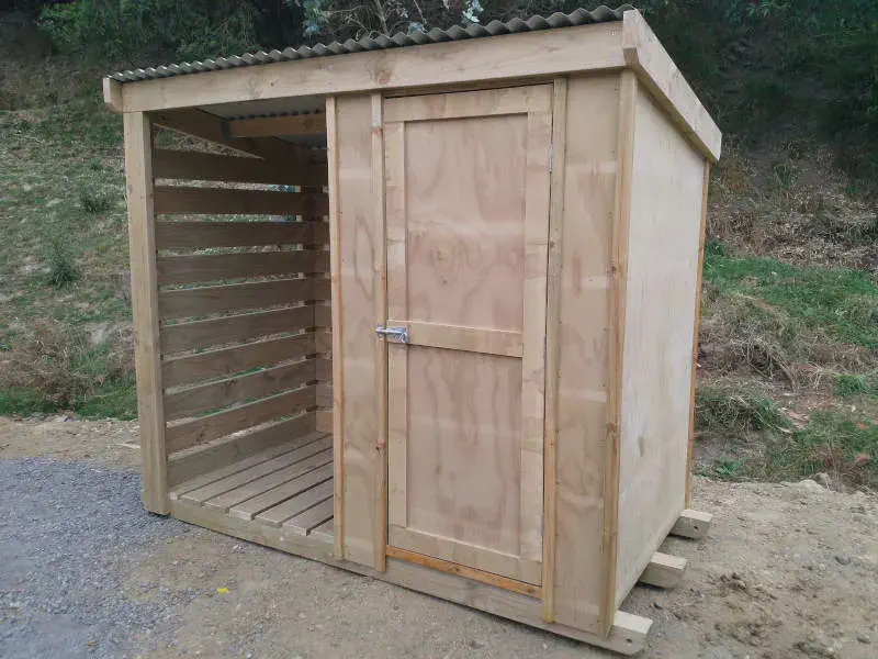 Robin Tack, Firewood and Tack Shed Combo